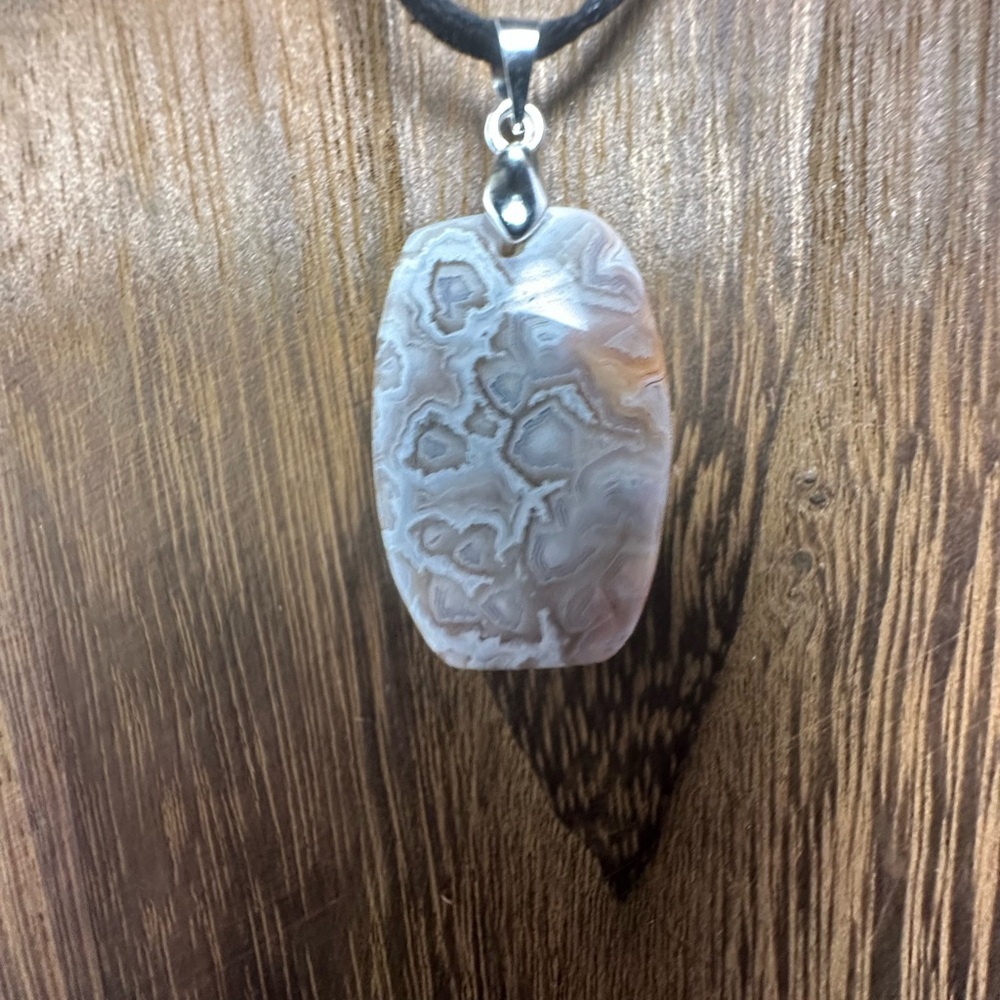 Mexican Crazy Lace Agate Pendant Necklace on Double Black Cotton Rope - Picture 7 of 11